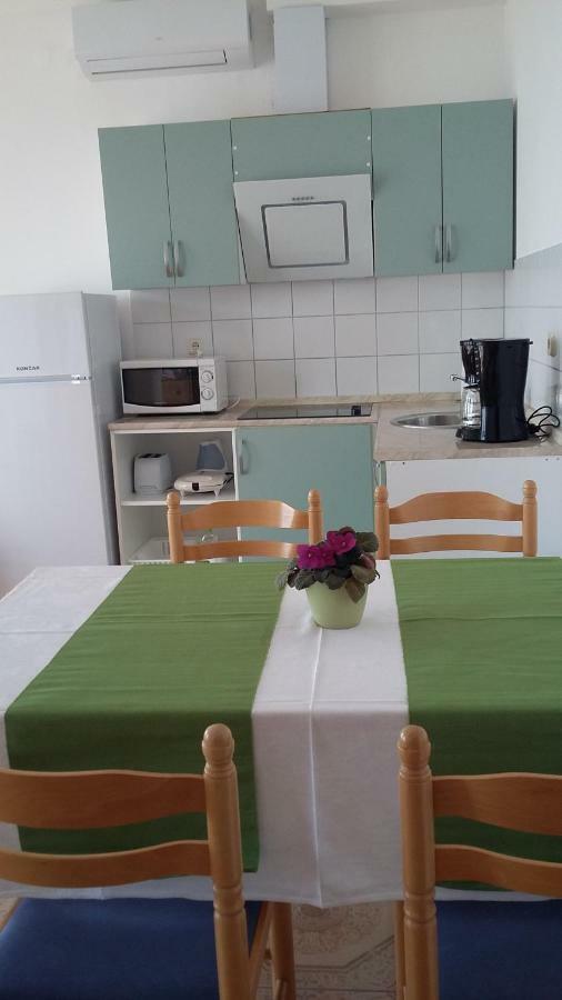 Die Appartements Glavas,Eckwohnunge Fuer 2 Personen ノヴィ・ヴィノドロスキー エクステリア 写真